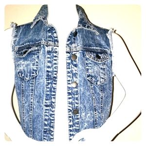 Jean sleeveless vest